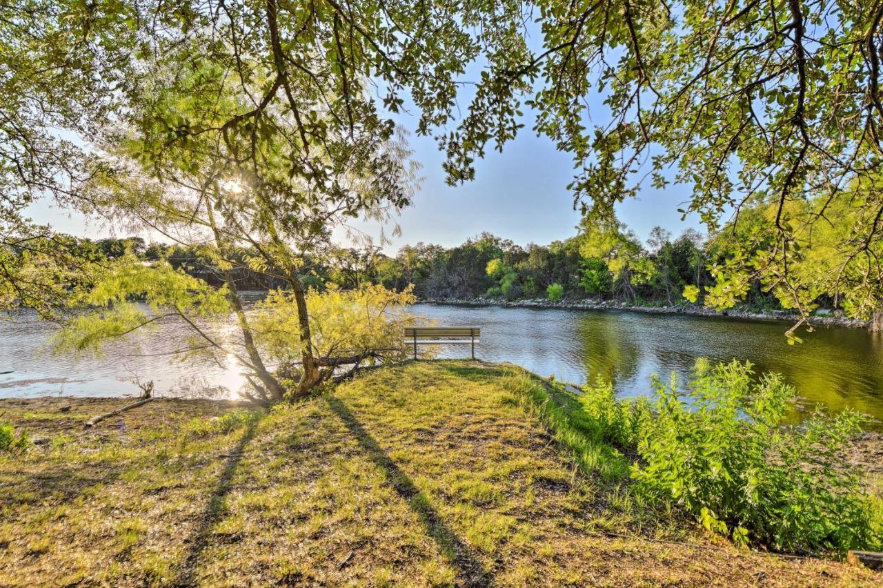 Granbury Home With Hot Tub And Furnished Patio! Luaran gambar