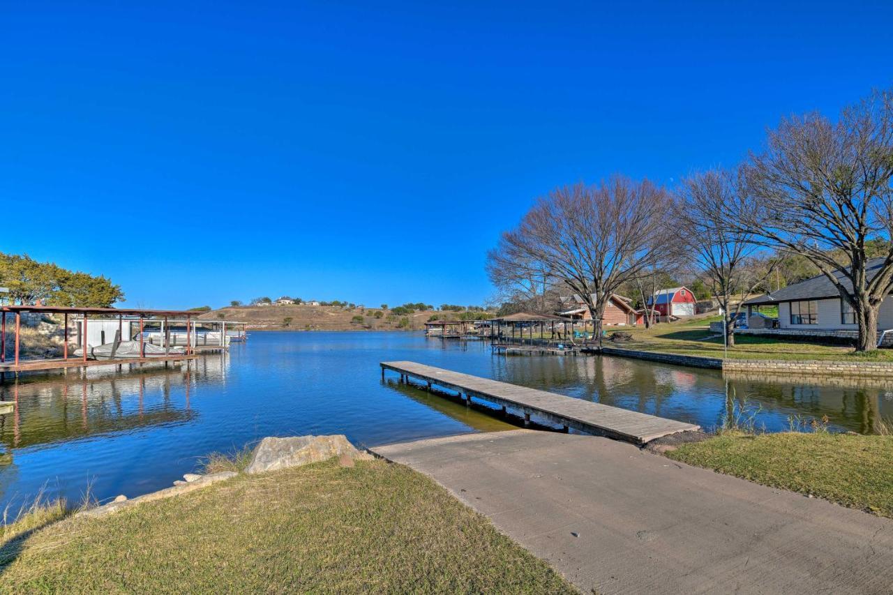 Granbury Home With Hot Tub And Furnished Patio! Luaran gambar