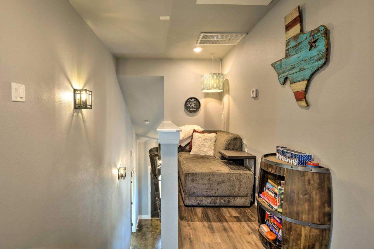Granbury Home With Hot Tub And Furnished Patio! Luaran gambar